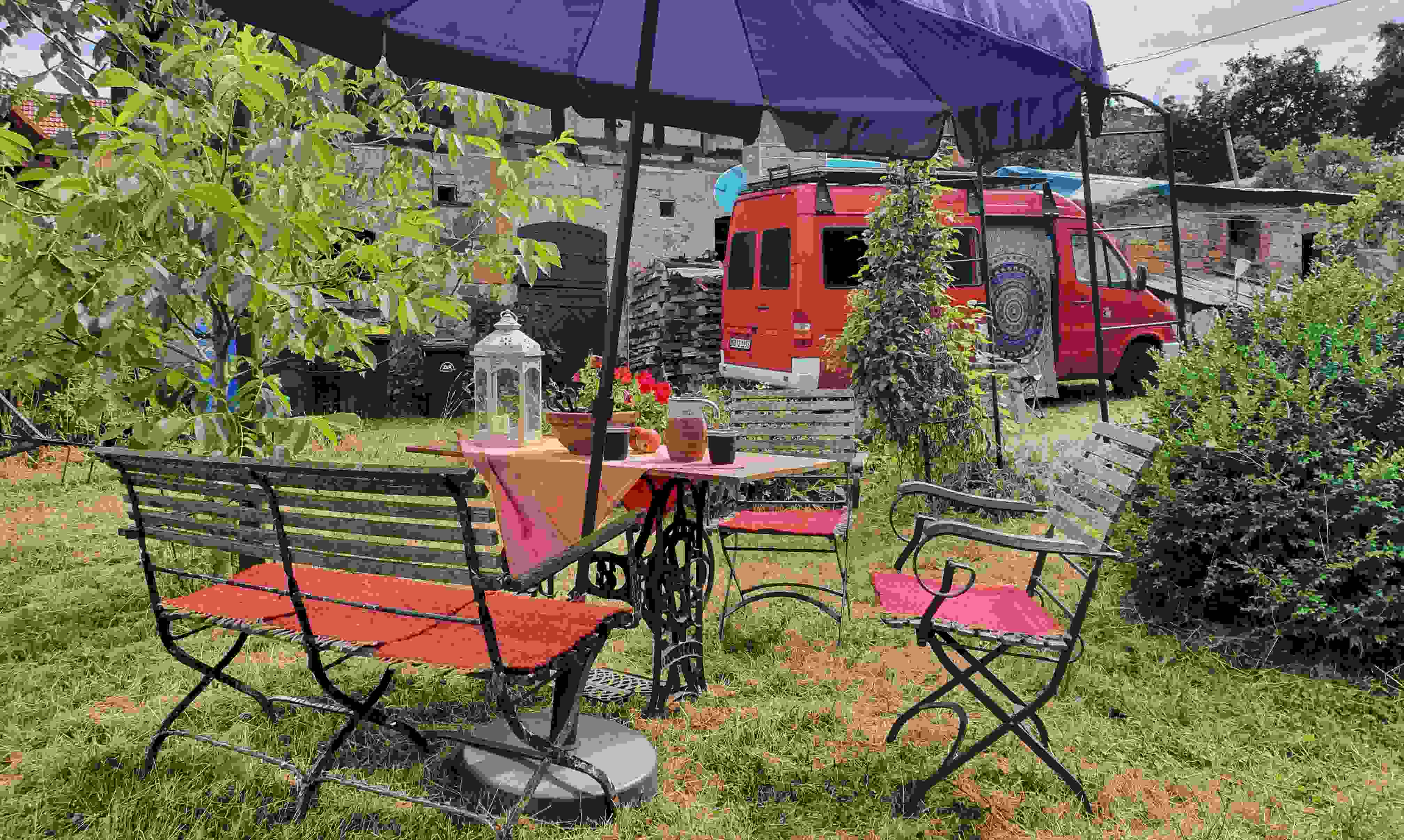 Landperle Sitzplatz Nussbaum